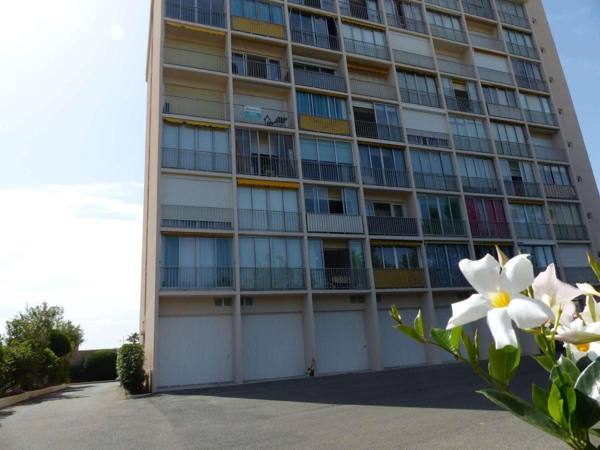 Studio Cosy Avec Tv Et Cuisine Equipee, Bord De Mer Le Lavandou - Fr-1-308-34 外观 照片