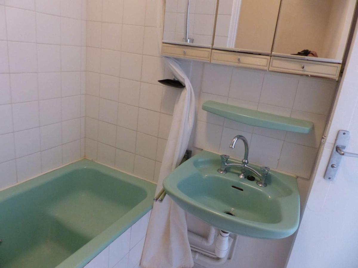 Studio Cosy Avec Tv Et Cuisine Equipee, Bord De Mer Le Lavandou - Fr-1-308-34 外观 照片